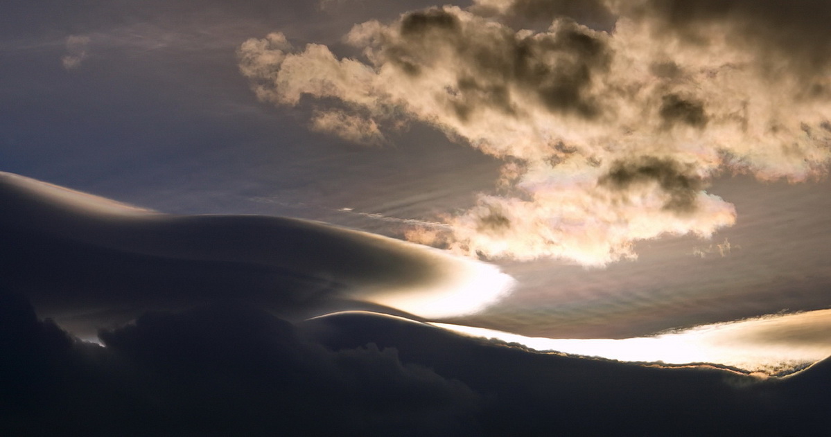 DSC06090 Wolkenspektakel... klein.jpg